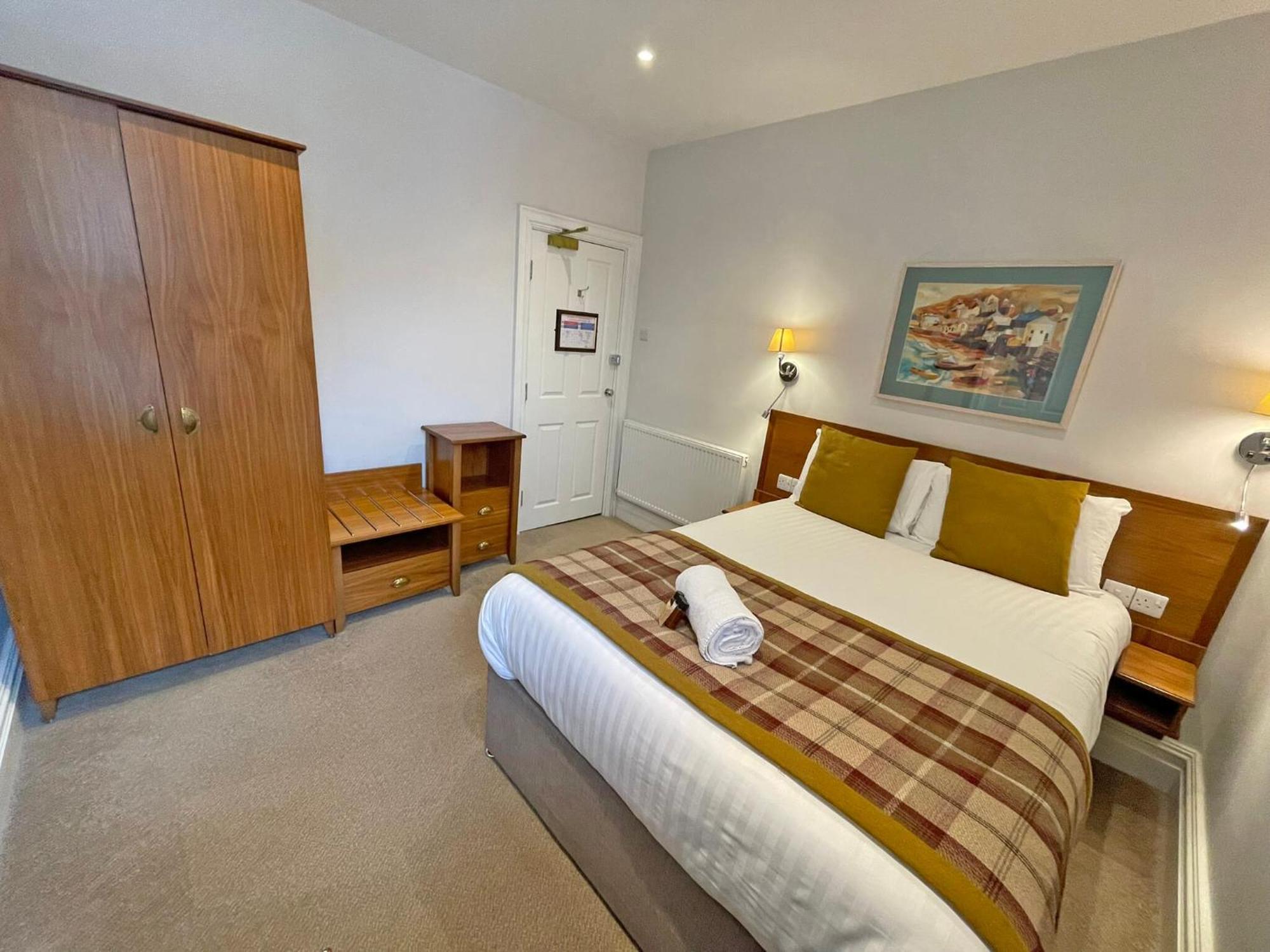 The Glengower 3*