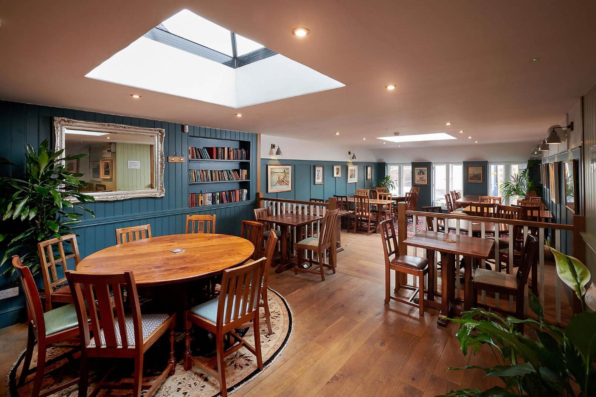 The Glengower 3* Aberystwyth